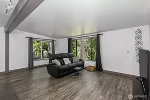 3827 212th St SW, Lynnwood, WA 98036 - Photo 13