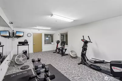 500 Elliott Avenue W #205, Seattle, WA 98119 - Photo 19