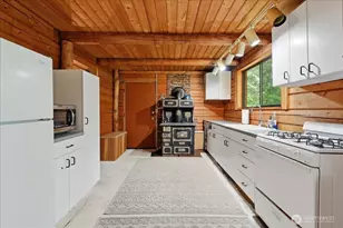 18007 Entiat River Rd, Entiat, WA 98822 - Photo 11