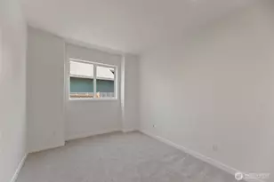 765 Vashon Ave NE, Renton, WA 98059 - Photo 13