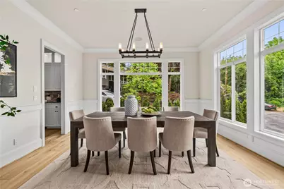 10223 NE 22nd Place, Bellevue, WA 98004 - Photo 7