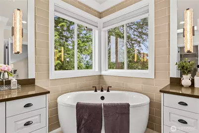 10223 NE 22nd Place, Bellevue, WA 98004 - Photo 21