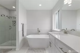 1528 S Walters Rd, Tacoma, WA 98465 - Photo 21