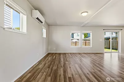 714 SE Olga Circle, Port Orchard, WA 98366 - Photo 5