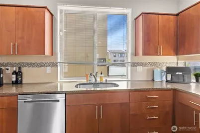 314 Bremerton Avenue NE, Renton, WA 98059 - Photo 11