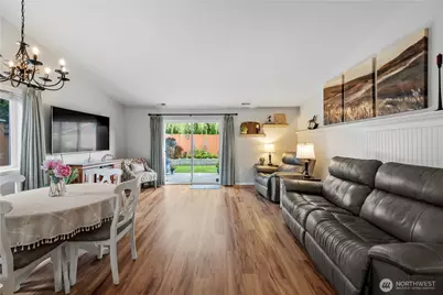 6326 107th Place NE, Marysville, WA 98270 - Photo 11