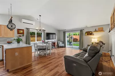 6326 107th Place NE, Marysville, WA 98270 - Photo 5