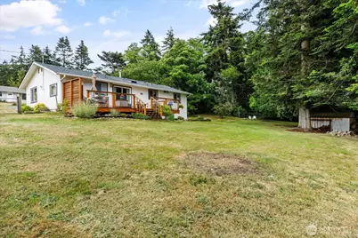 975 Ferry Avenue, Coupeville, WA 98239 - Photo 33