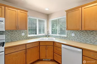 3221 Aspen Street SE, Port Orchard, WA 98366 - Photo 9