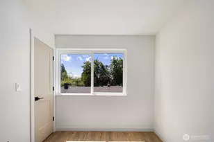 1251 SW 151st St, Seattle, WA 98166 - Photo 15