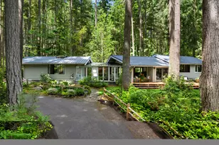 6565 NE Island Center Rd, Bainbridge Island, WA 98110 - Photo 35