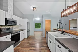 8816 324th St E, Eatonville, WA 98328 - Photo 11