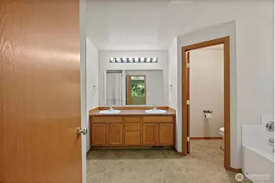 8816 324th St E, Eatonville, WA 98328 - Photo 23