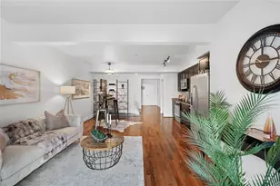 699 John St, Seattle, WA 98109 - Photo 15