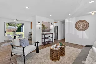 19209 Grannis Rd, Bothell, WA 98012 - Photo 9