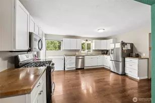 222 S 10th St, Shelton, WA 98584 - Photo 11
