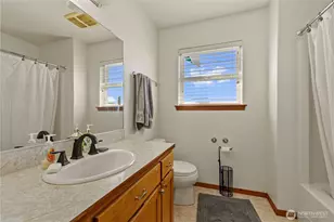 1702 SW Ulysses St, Oak Harbor, WA 98277 - Photo 17