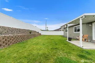 2471 SE 3rd St, East Wenatchee, WA 98802 - Photo 7