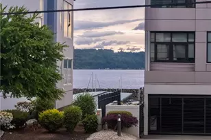 22532 6th Ave S, Des Moines, WA 98198 - Photo 17