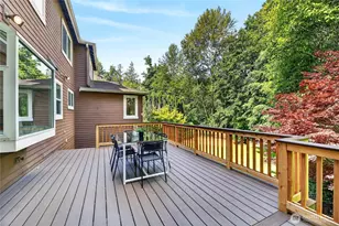 25720 NE 4th Pl, Sammamish, WA 98074 - Photo 15