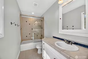 25720 NE 4th Pl, Sammamish, WA 98074 - Photo 25