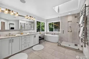 25720 NE 4th Pl, Sammamish, WA 98074 - Photo 21
