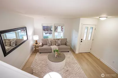 7114 Allman Avenue SE, Snoqualmie, WA 98065 - Photo 3