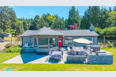 213 Cornet Bay Road, Oak Harbor, WA 98277 - Photo 3