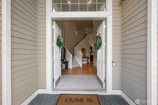 320 210th Ct SE, Sammamish, WA 98074 - Photo 3
