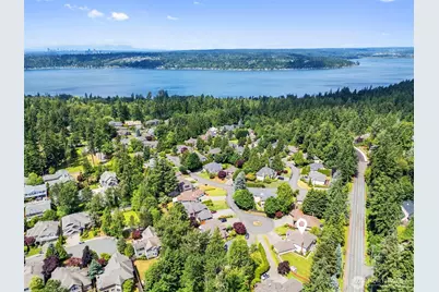320 210th Court SE, Sammamish, WA 98074 - Photo 37