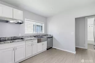 5454 35th Ave SW, Seattle, WA 98126 - Photo 7