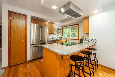 9626 NE 129th Place, Kirkland, WA 98034 - Photo 7