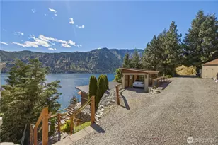 441 Bayshore Ln, Manson, WA 98831 - Photo 3