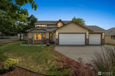 2905 Campus Prairie Loop NE, Lacey, WA 98516 - Photo 1