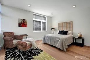 1507 Lakeview Blvd E, Seattle, WA 98102 - Photo 9