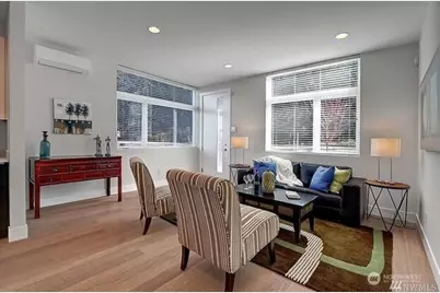 1507 Lakeview Blvd E, Seattle, WA 98102 - Photo 3