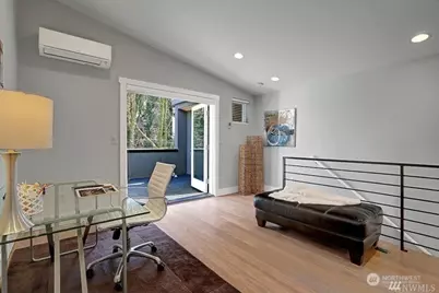 1507 Lakeview Blvd E, Seattle, WA 98102 - Photo 13