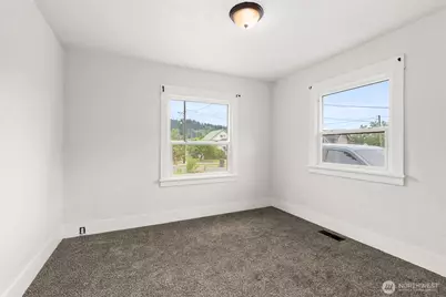499 SW Chehalis Avenue, Chehalis, WA 98532 - Photo 15