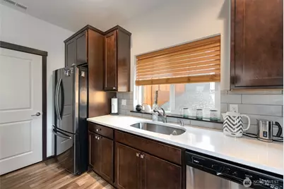 2744 S 120th Place, Seattle, WA 98168 - Photo 11