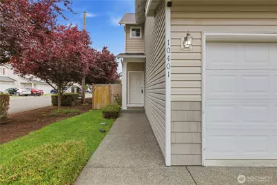 10401 197th Street Ct E, Graham, WA 98338 - Photo 3