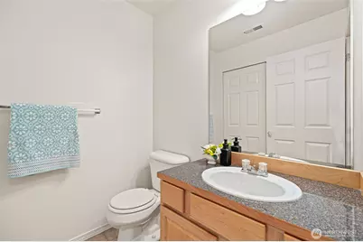 4126 214th Street SW #B, Mountlake Terrace, WA 98043 - Photo 17