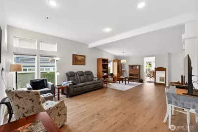 5801 89th Street Ct E #5, Puyallup, WA 98371 - Photo 5