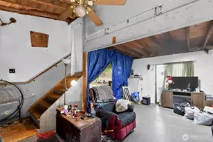 548 Lemmon Rd, Port Angeles, WA 98362 - Photo 3
