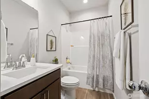 24418 111 Ave SE, Kent, WA 98030 - Photo 11