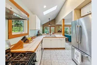7683 Hideaway Lane, Anacortes, WA 98221 - Photo 9