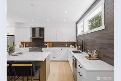 1970 25th Avenue E, Seattle, WA 98112 - Photo 15