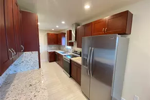 2801 18th Ave S, Seattle, WA 98144 - Photo 3