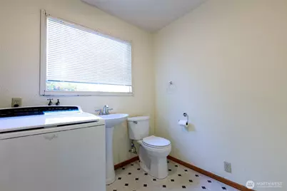 20411 56th Avenue W, Lynnwood, WA 98036 - Photo 15