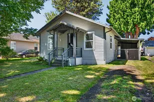 1035 16th Ave, Longview, WA 98632 - Photo 3
