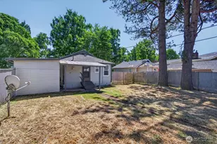 1035 16th Ave, Longview, WA 98632 - Photo 27
